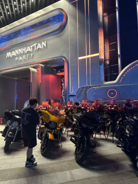 亚洲超大PARTY KTV - 杭州上城区曼哈顿Manhattan